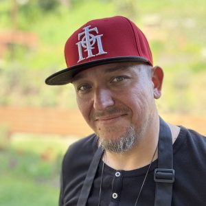 Kšiltovka Snapback s logem TOM červená